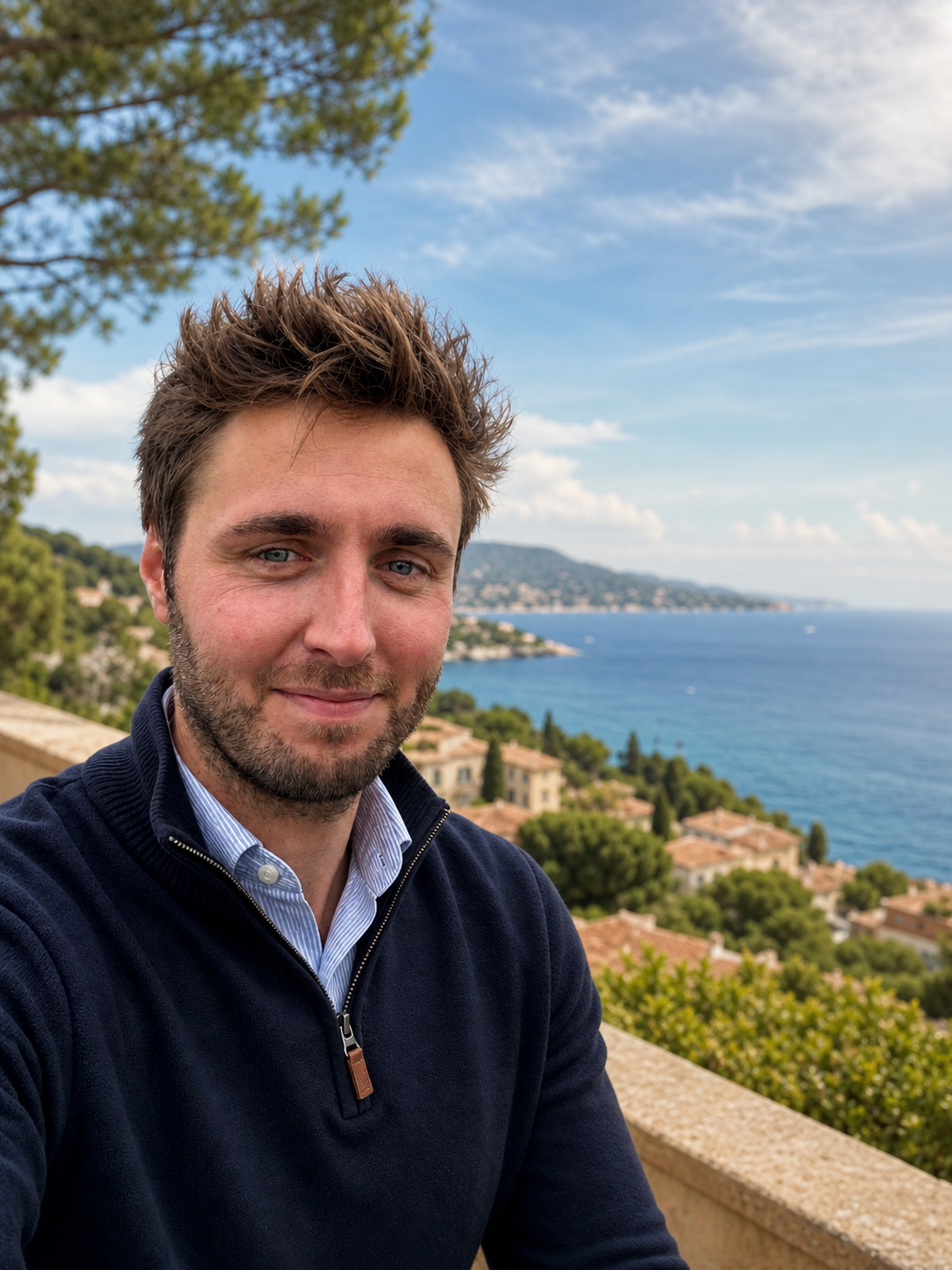 Portrait of Corentin Dekimpe, founder of dekimpe.me